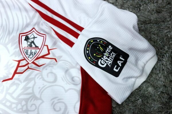 ⁦تيشرت الزمالك الدرجوان التخيلي موسم 2026⁩ - الصورة ⁦6⁩